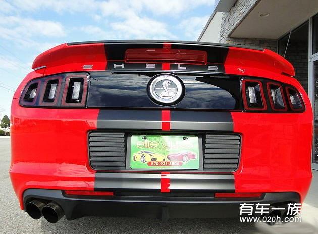 2013款红色福特野马谢尔比GT500敞蓬实拍