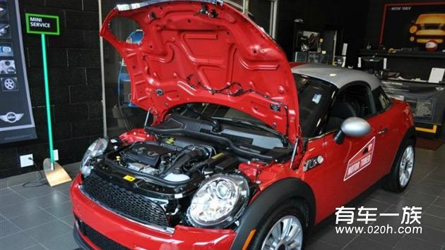 海外试驾2012 MINI COUPE