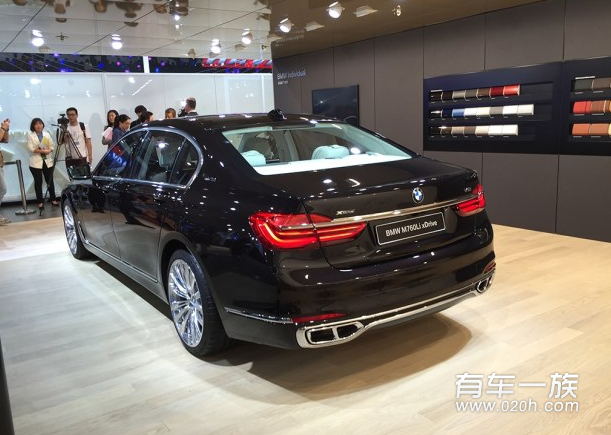 2016北京车展宝马M760Li xDrive/M760Li xDrive V12狂野亮相