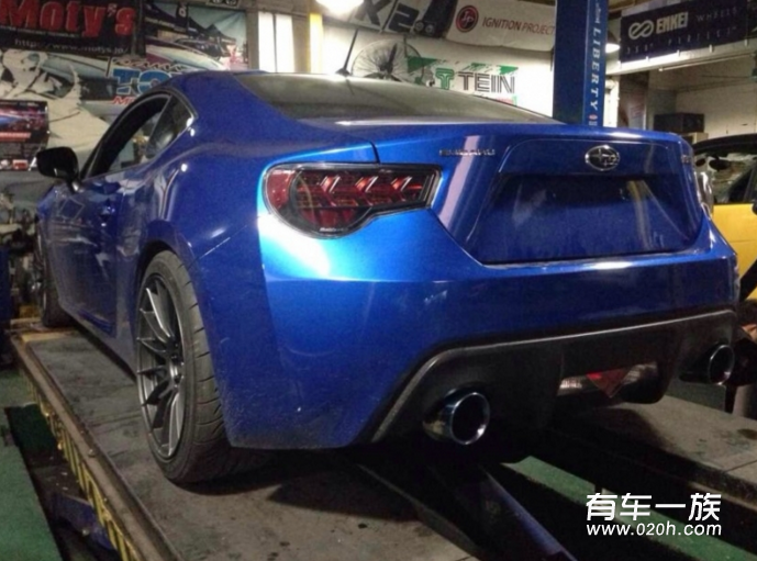 斯巴鲁 BRZ改装GREDDY TURBO KIT避震