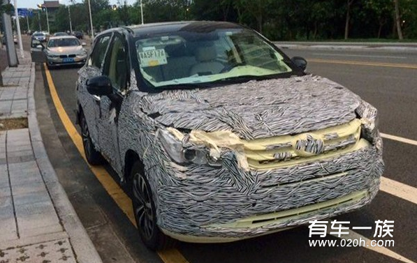 传祺小型SUV GS3曝光 挑战霸主哈弗H2