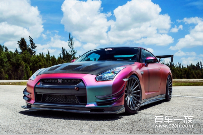 日产GTR R35改装变色龙外观