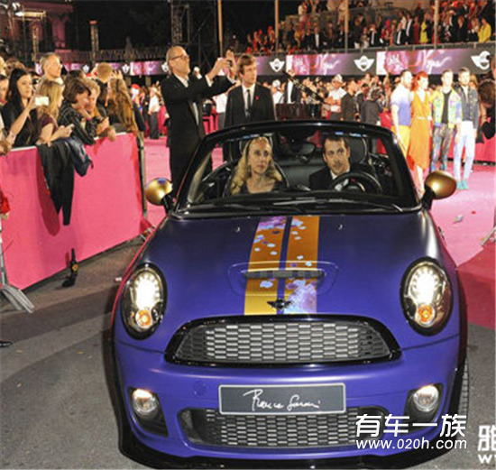 慈善大使 Mini Cooper Roadster特别版