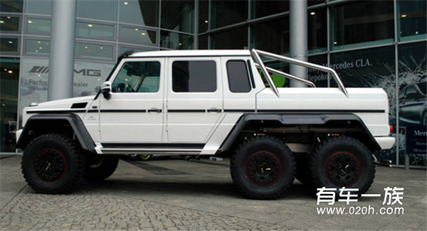 六脚怪兽出没 梅赛德斯-奔驰G63 AMG 6X6